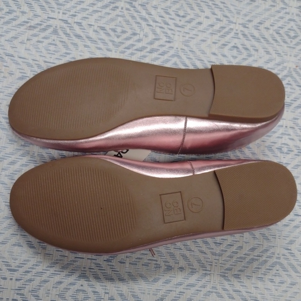 No Boundaries Shiny Pink Loafers - Picture 7 of 9